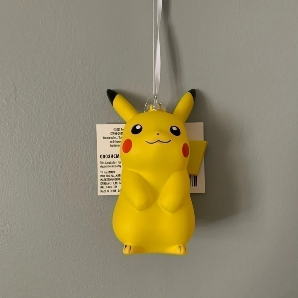 NWT. Hallmark Pokémon Pikachu Blown Glass Christmas Ornament